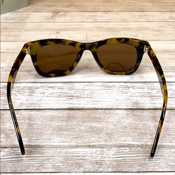 New KOMONO Women’s sunglasses Brown tortoise wayfarer - Picture 6 of 16